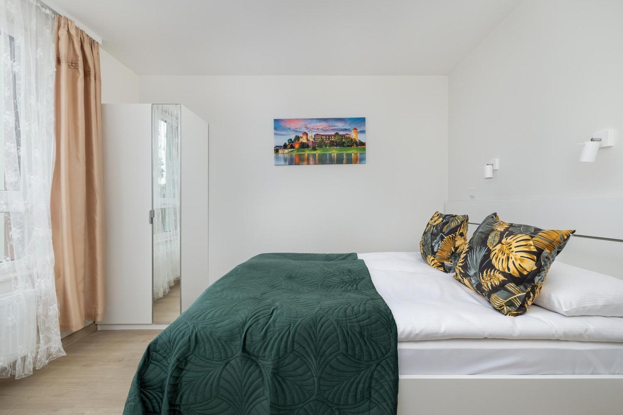 Cozy Apartments Laszkiewicza With Parking By Noclegi Renters Cracóvia Exterior foto